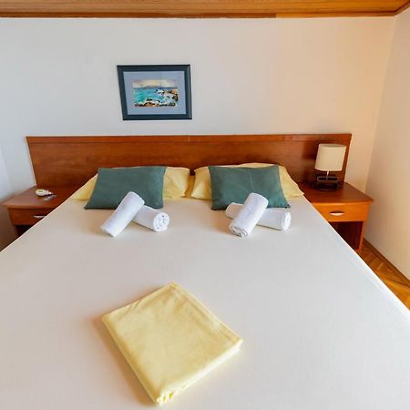 Apartments Villa Jadranka Marusici  Buitenkant foto