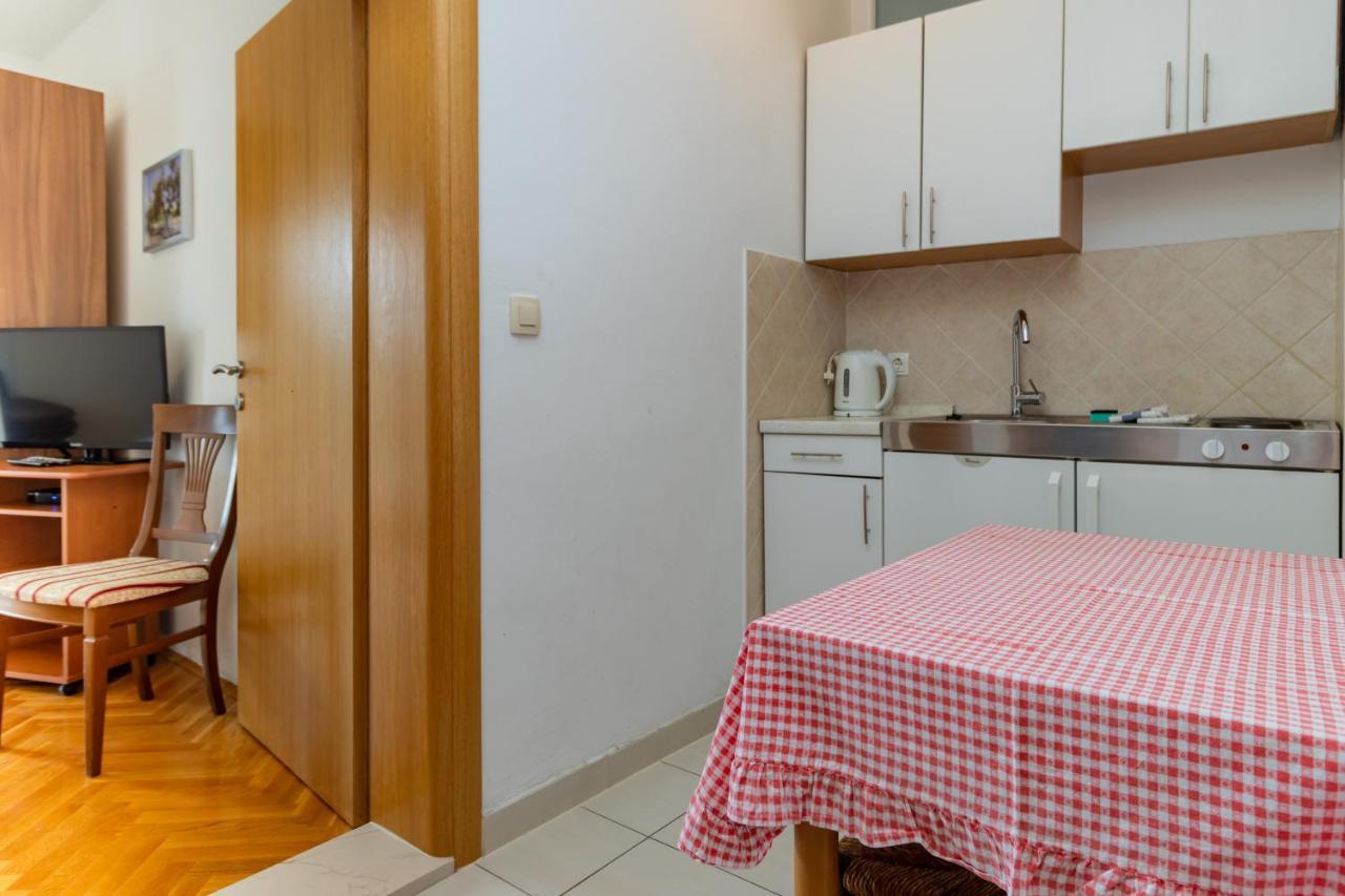 Apartments Villa Jadranka Marusici  Buitenkant foto